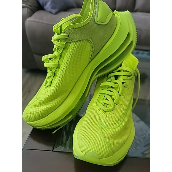 Nike Zoom VaporFly Double Stacked W Sz 8 Running Shoes Sneakers CV8474-300 Green - Picture 4 of 13